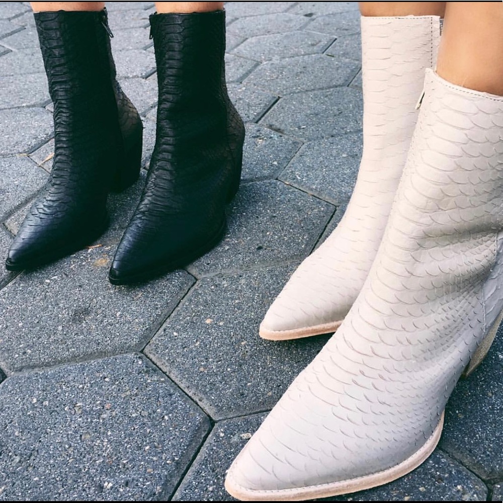 Matisse Black Boots
